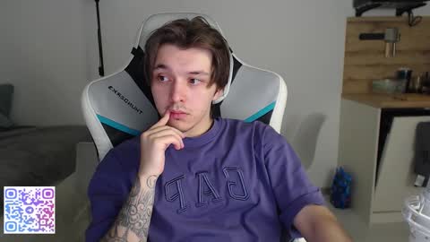 Snapshot of jayce_icestone chatting on October 29, 2025, 2:08 pm Jayce online show from October 29, 2025, 2:08 pm