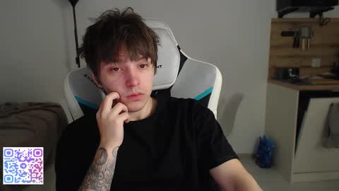 Snapshot of jayce_icestone chatting on November 20, 2025, 9:58 pm Jayce online show from November 20, 2025, 9:58 pm