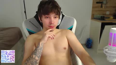 Snapshot of jayce_icestone chatting on December 1, 2025, 9:03 am Jayce online show from December 1, 2025, 9:03 am