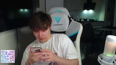 Jayce online show from April 24, 2026, 3:36 pm