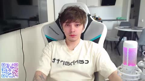 Jayce online show from June 6, 2026, 3:11 am