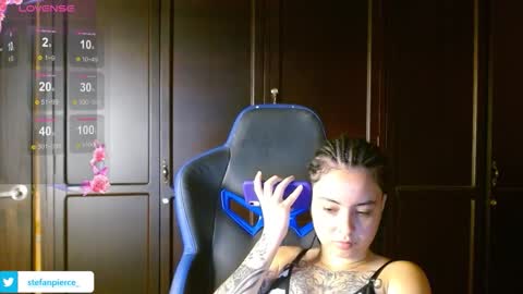      online show from September 29, 2025, 10:58 pm