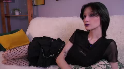 Emma online show from June 5, 2026, 11:49 am