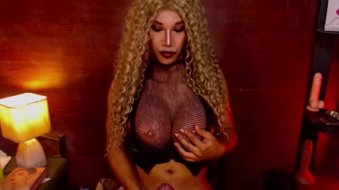 jayetan online show from September 17, 2025, 1:02 pm