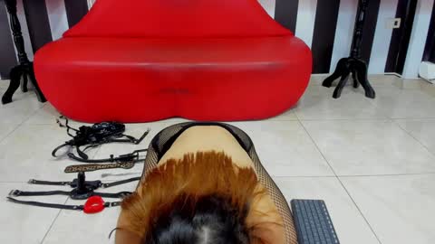 jaylen_bdsm online show from January 17, 2025, 3:32 pm