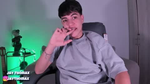 jaythomax online show from January 31, 2025, 10:20 am