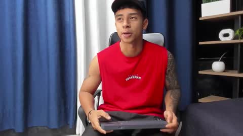 jaze_bradley online show from December 5, 2025, 11:08 am