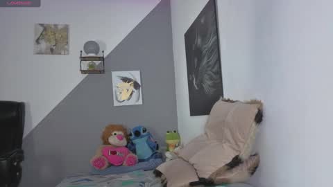 JAZMIN online show from September 16, 2025, 2:12 am