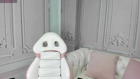 JAZMIN online show from December 28, 2024, 2:22 am