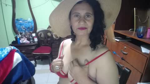 jazmim online show from January 31, 2025, 2:17 pm