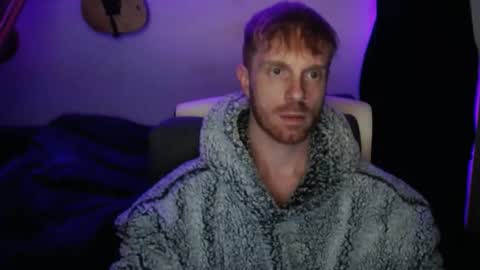 Snapshot of jb_cams chatting on November 19, 2025, 8:42 pm jb_cams online show from November 19, 2025, 8:42 pm