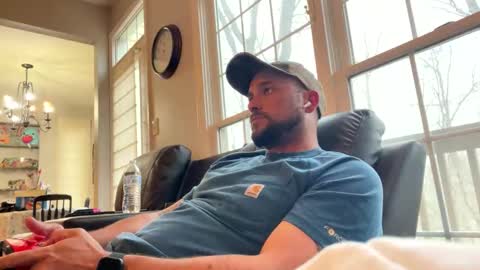 jbills910910 online show from April 10, 2026, 11:53 pm