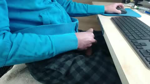 jc200000 online show from March 12, 2026, 6:36 pm