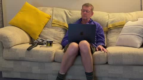 Jon online show from December 17, 2024, 5:04 pm