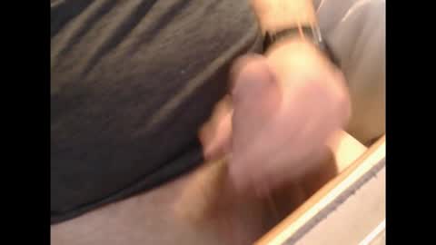 jcdogg11 online show from October 27, 2025, 5:06 pm