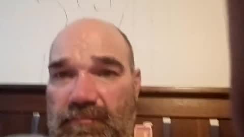 jchecka1975831725 online show from April 22, 2026, 7:37 pm