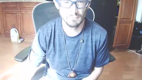 jd19852 online show from September 28, 2025, 5:29 pm