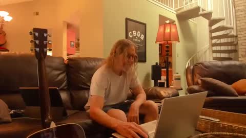 JDinEuless online show from September 28, 2025, 2:00 pm