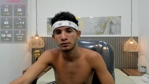 jdwhite18 online show from April 10, 2026, 4:06 am