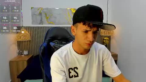 jdwhite18 online show from July 20, 2026, 5:22 am