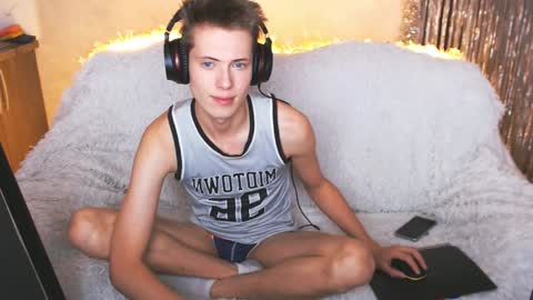 Angel online show from February 1, 2025, 3:30 am