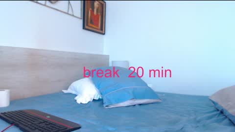 Akila and Daria online show from January 12, 2025, 6:28 am