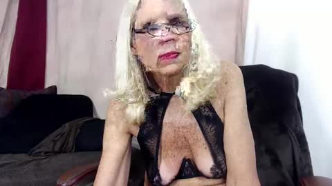 Jean Saint Sin online show from June 5, 2026, 5:58 am