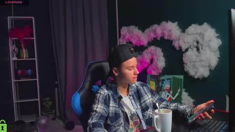 jean_wilsons online show from September 10, 2025, 3:06 am