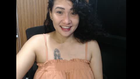 Snapshot of jeanerous_heart chatting on June 21, 2026, 11:07 pm Jean online show from June 21, 2026, 11:07 pm