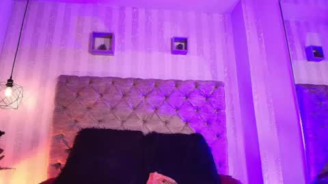 Snapshot of jeanne_holland chatting on July 21, 2026, 12:51 pm Jeanne Holland online show from July 21, 2026, 12:51 pm