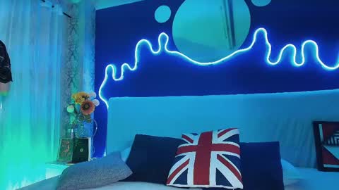 Jean online show from April 20, 2026, 7:48 pm