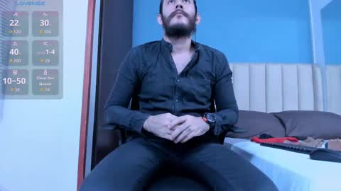 Jeanpiere online show from October 7, 2025, 2:42 am