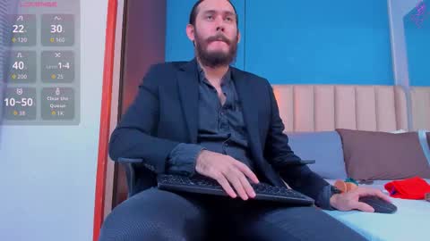 Jeanpiere online show from October 19, 2025, 3:51 am