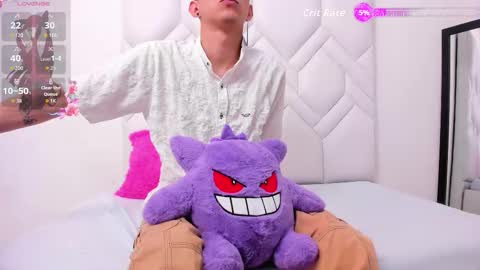 Snapshot of jeanram18 chatting on December 15, 2025, 1:04 pm JEAN online show from December 15, 2025, 1:04 pm