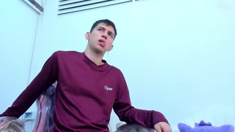 Snapshot of jeanram18 chatting on December 19, 2025, 11:50 am JEAN online show from December 19, 2025, 11:50 am