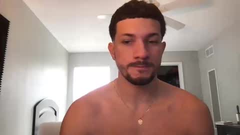 jeanwhitebianco online show from September 18, 2025, 4:42 pm