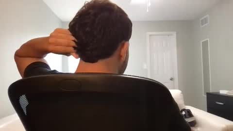 jeanwhitebianco online show from October 2, 2025, 5:42 pm