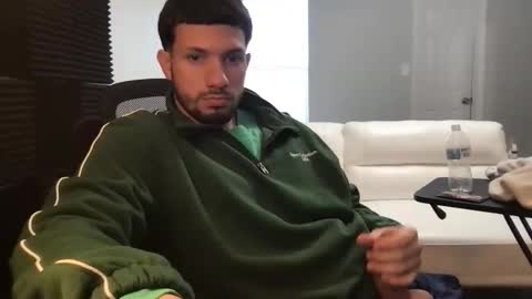 jeanwhitebianco online show from November 12, 2025, 7:57 pm