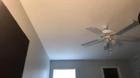 jeanwhitebianco online show from November 26, 2025, 9:16 pm