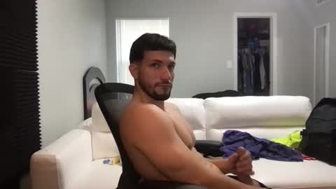 jeanwhitebianco online show from November 27, 2025, 9:39 pm