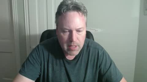 Snapshot of jeb5150 chatting on November 16, 2025, 8:09 am JE online show from November 16, 2025, 8:09 am