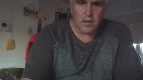 dadbody71 online show from July 5, 2026, 1:23 am
