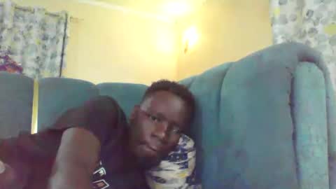 Emmite online show from April 4, 2026, 9:34 pm