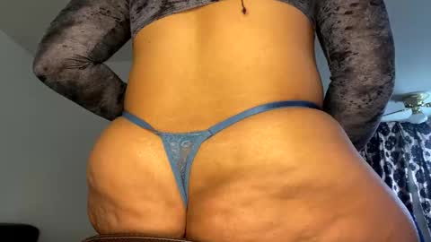 jeddahdolly online show from April 22, 2026, 1:23 pm