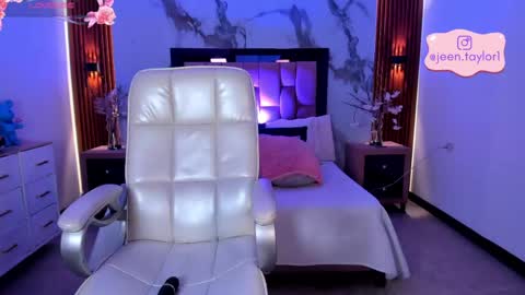 Jeen Taylor online show from April 21, 2026, 8:12 pm