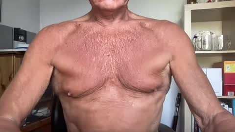Snapshot of jeeves200 chatting on August 3, 2026, 7:51 am Sensual Jeeves online show from August 3, 2026, 7:51 am