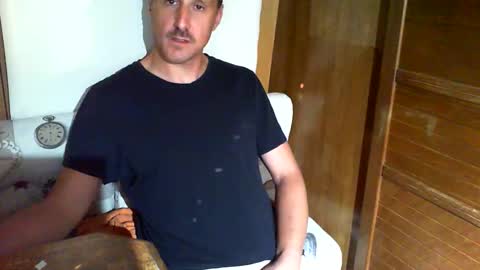 Snapshot of jef74700 chatting on May 21, 2026, 6:09 am Jrme online show from May 21, 2026, 6:09 am