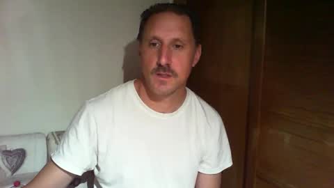 Snapshot of jef74700 chatting on May 27, 2026, 4:31 am Jrme online show from May 27, 2026, 4:31 am