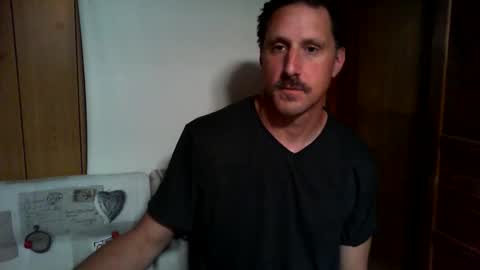 Snapshot of jef74700 chatting on June 1, 2026, 5:31 am Jrme online show from June 1, 2026, 5:31 am