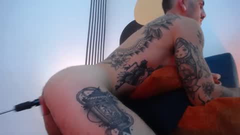 Snapshot of jeff_cube chatting on June 11, 2026, 5:49 am Jeff and Mugi Independent model online show from June 11, 2026, 5:49 am